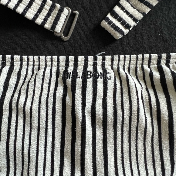 Billabong bikini set - Picture 3 of 4